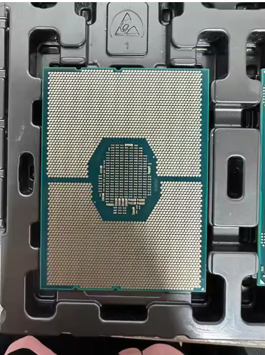 Processeur de serveur Intel CPU 6326 6330 6334 6338 6330N 6338N LGA-4189